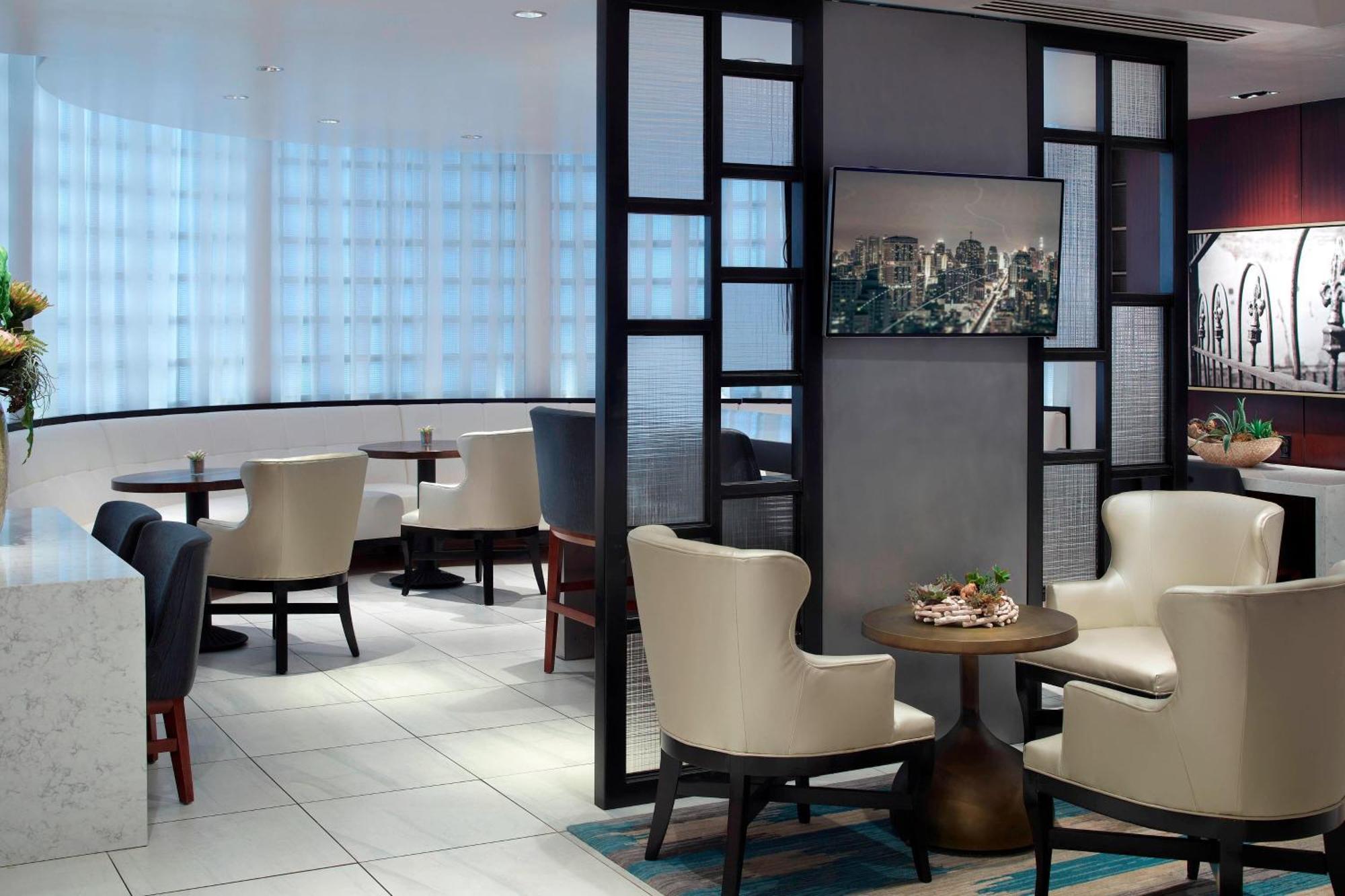 New Orleans Marriott Metairie At Lakeway Exteriör bild