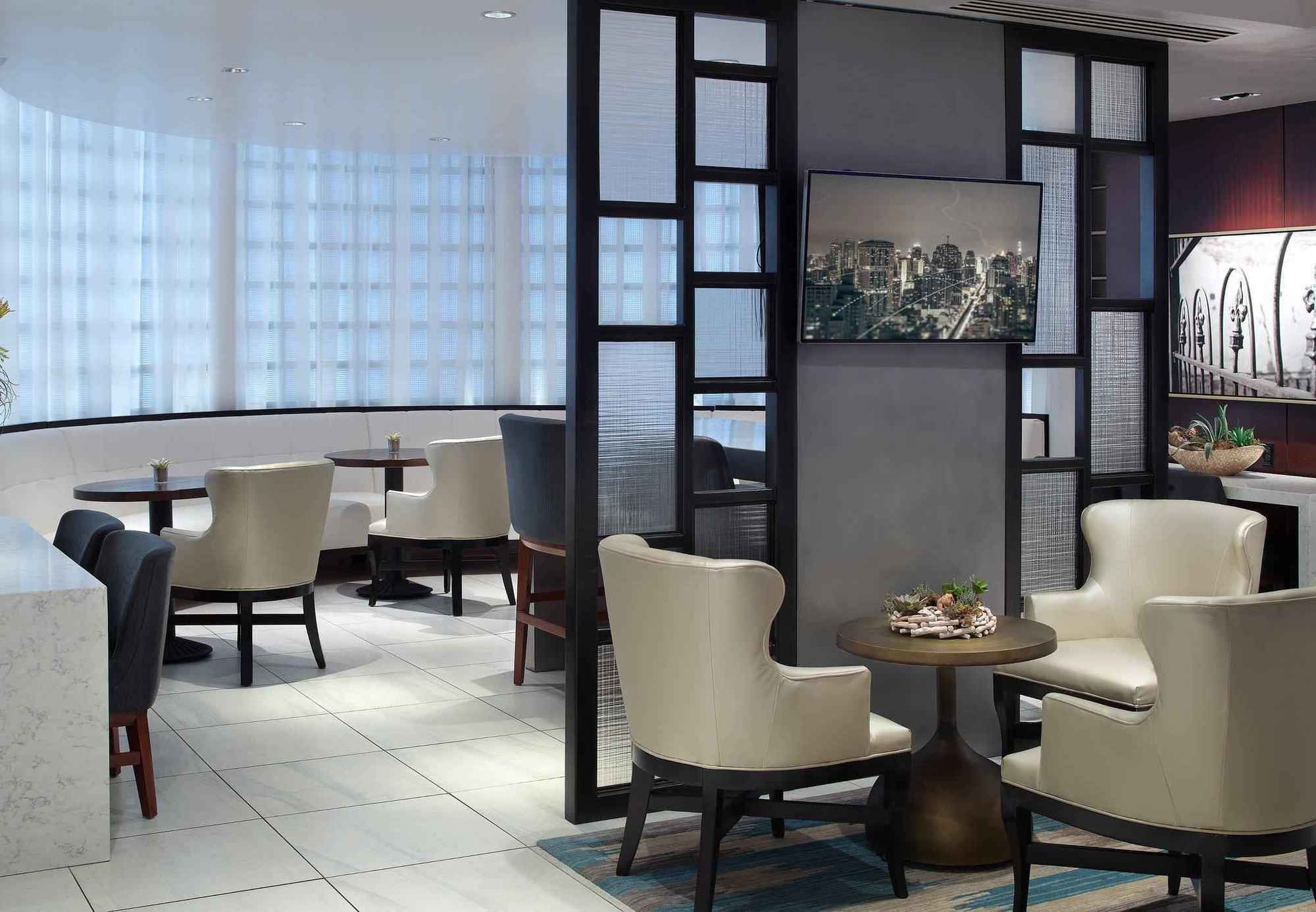 New Orleans Marriott Metairie At Lakeway Exteriör bild